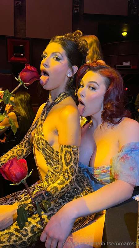 🌹 👅 👅 good morning. Wake up and smell the roses. 😉 