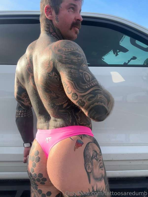 McE swim thong 🥵 2