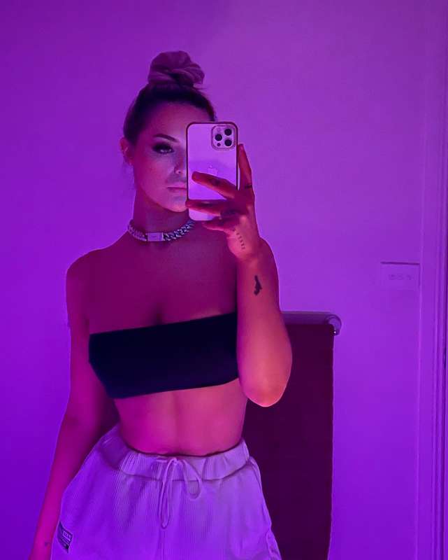 Miss.Zell - Onlyfans - 22 Jul, 2022