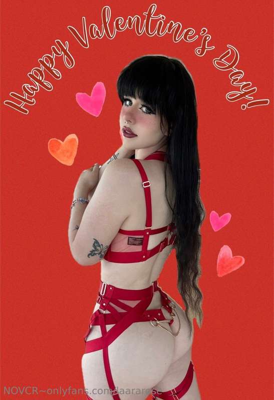 Happy Valentine's Day to all of my beautiful fans, you are a..