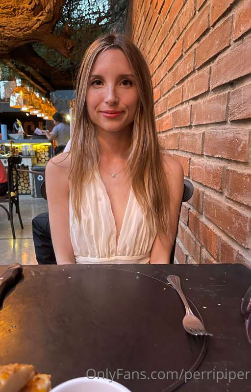 Leave a tip if you would want to be my dinner date 😘