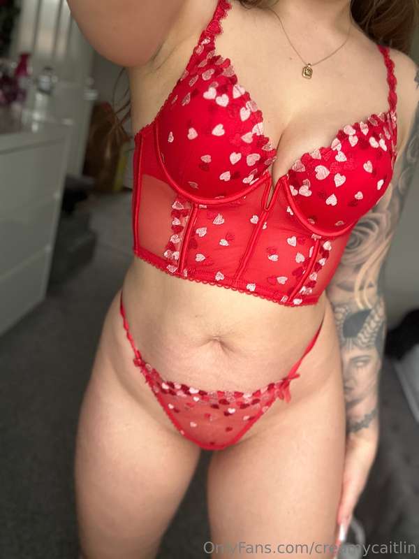 Creamycaitlin - Onlyfans - 01 Apr, 2025