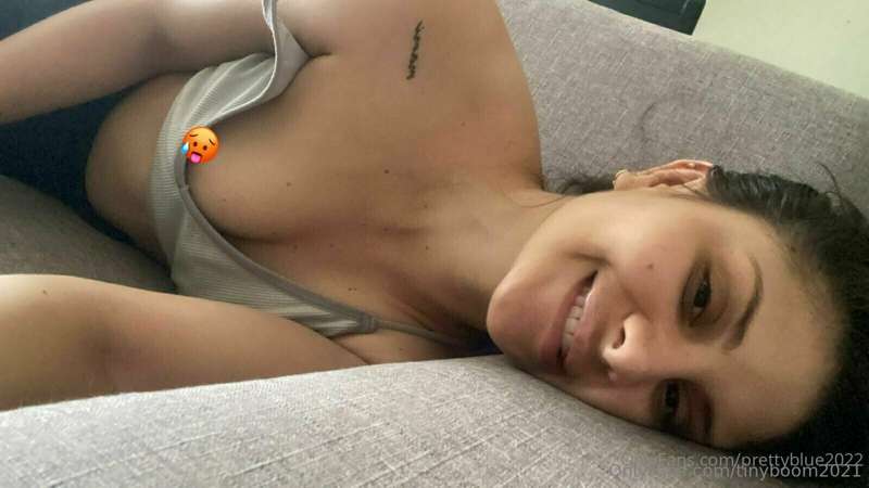 Laid in bed waiting for you 😈🥵🔥💋