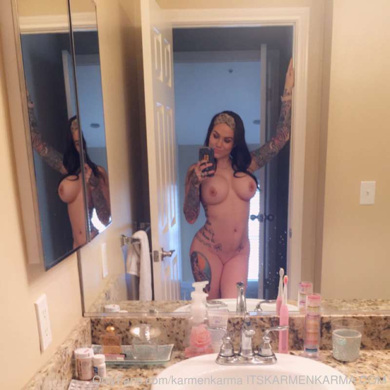 Just a little something sexy to brighten up your day! 😉💛 mes..