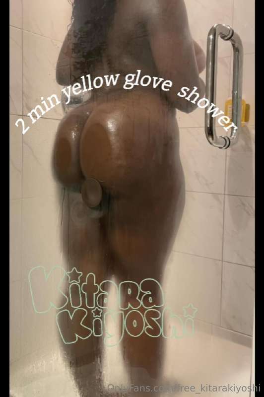 2 min yellow glove shower 🚿