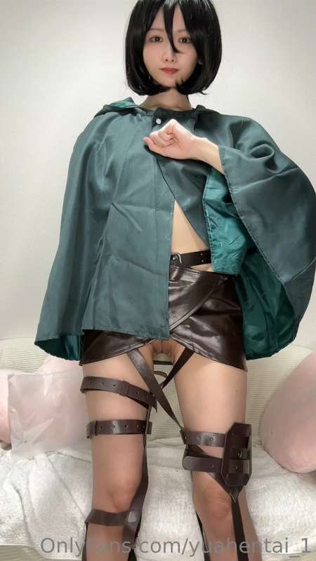 Mikasa from Attack Titan.
Give your heart ❤️ 4