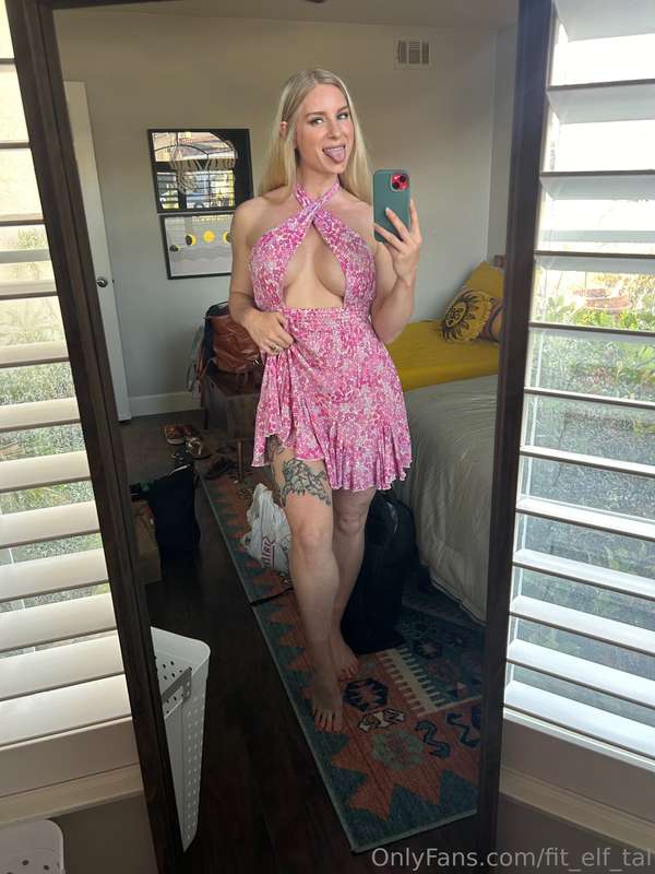 You should see what’s under my dress by opening a sex tape o..