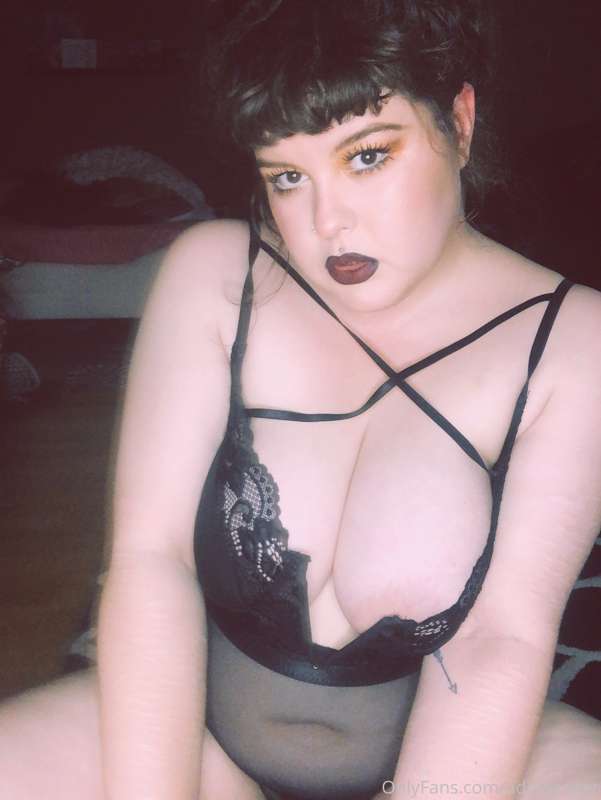 ok so this was before I squirted all over the floor. 
and of.. 10