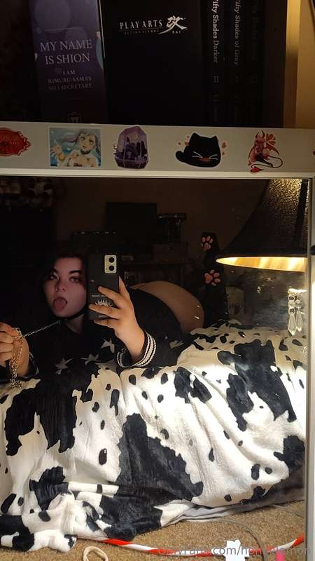 Wanna cum in this kitty? 11