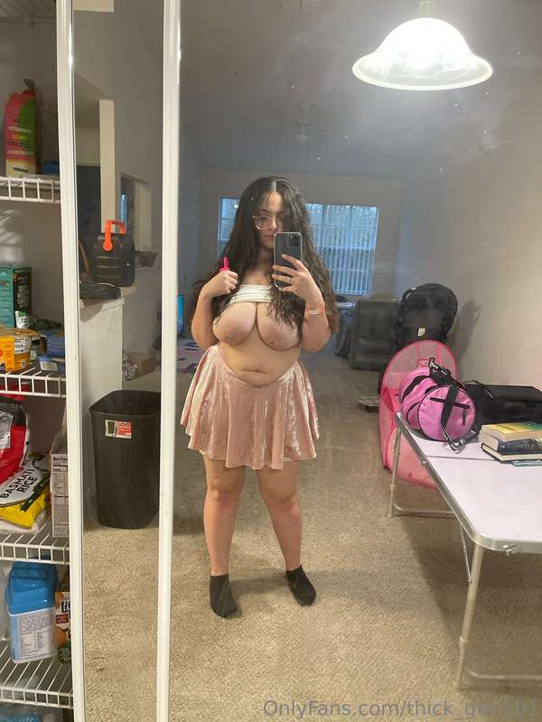 Thick_Gurl101 - Onlyfans - 17 Nov, 2023