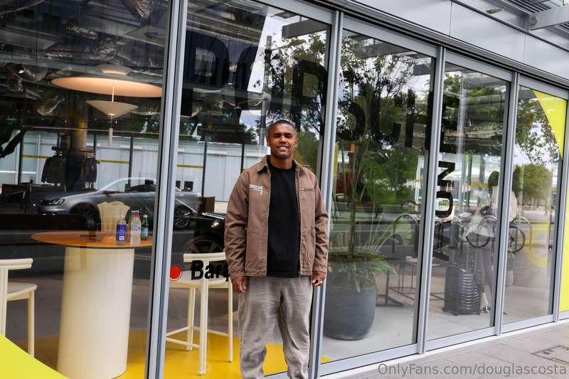 Douglascosta - Onlyfans - 2025-04-22T23:26:07