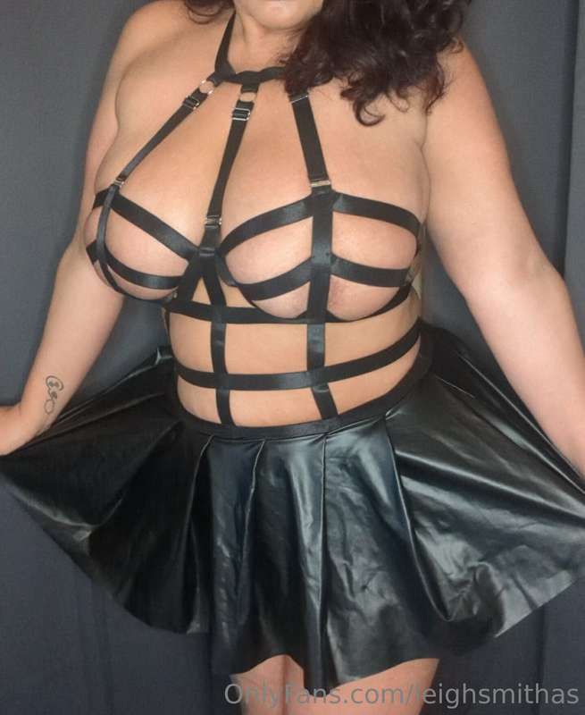 I really need your help please 🙏  https://www.wishtender.com..