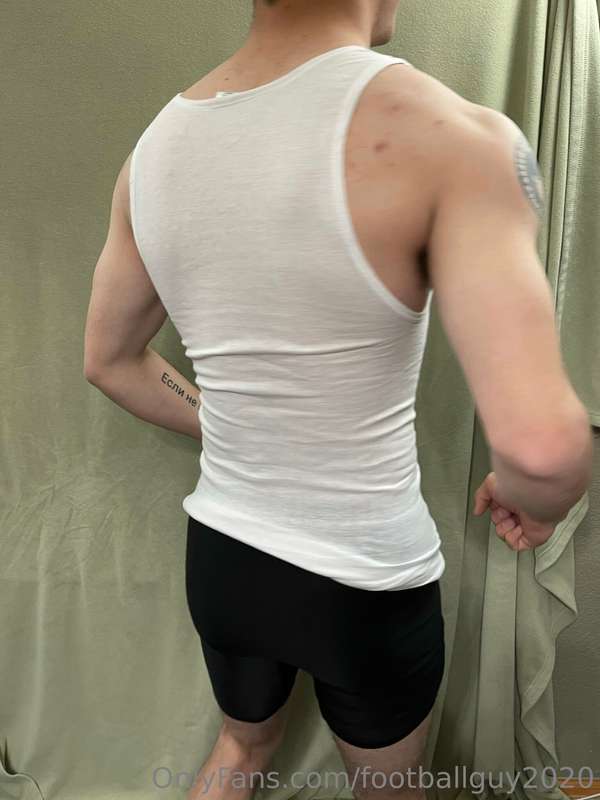 The flexing specialist! 5