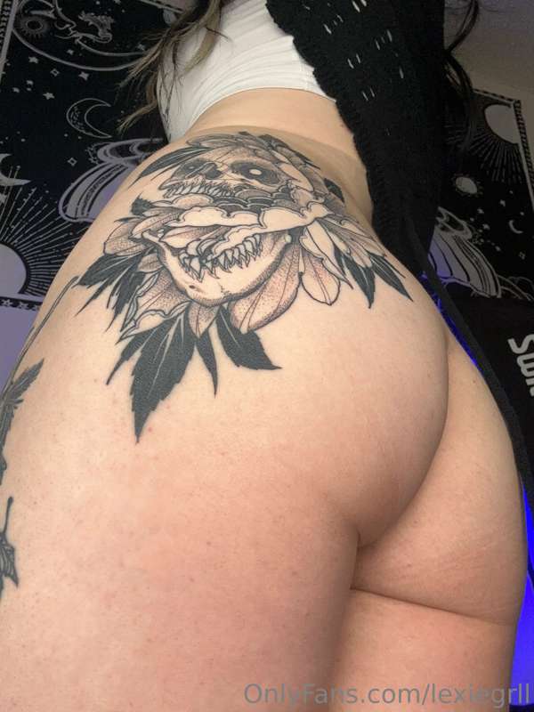 Just wanted to show off the finished tats and the bush of co.. 5
