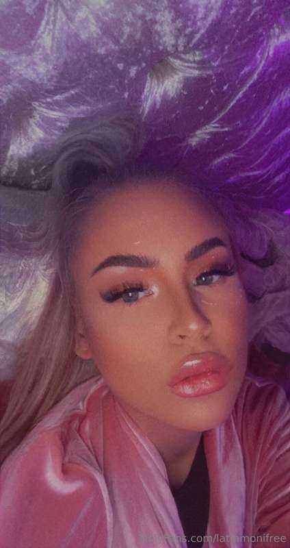 Perfect lips 😈 1