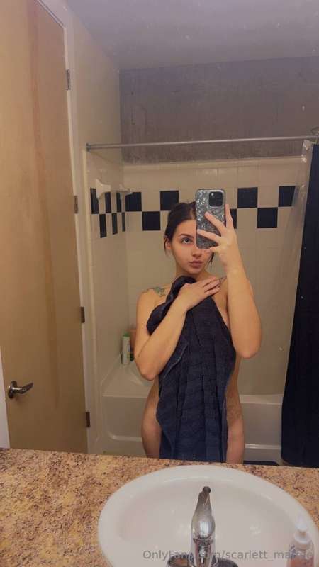 Wanna shower with me? 🥵💦