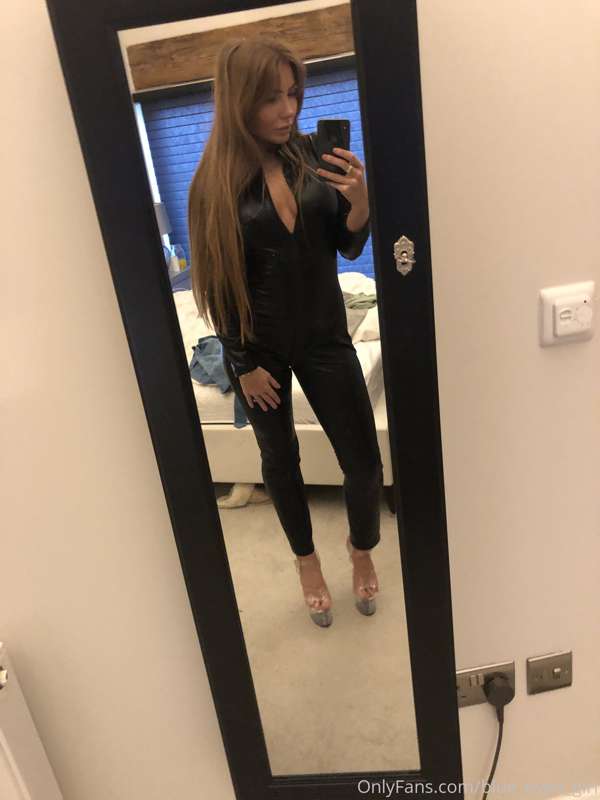 Today’s outfit 😘 6
