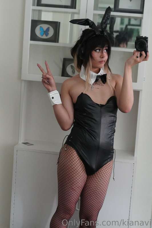 Hiyaaaaa!! Here are the rest of the bunny pics I took from y.. 26