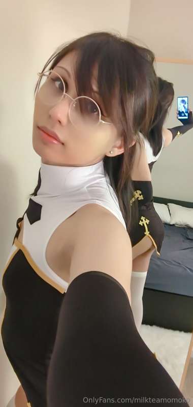 Lots of butt but also a lot of cute selfies

October 2023 Nu.. 5