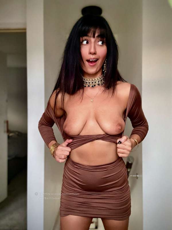 Ready for our dinner date 😈🤭 2