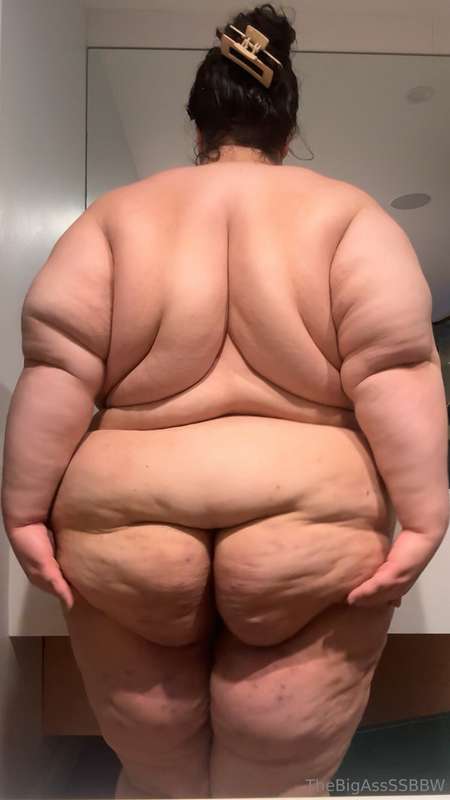That back fat is INSANE
