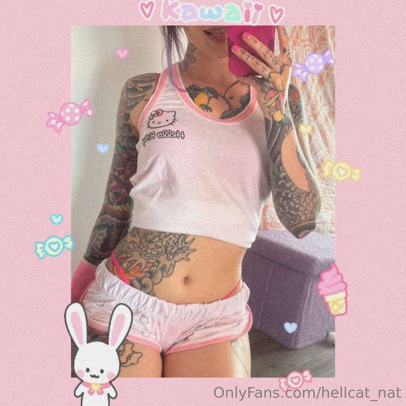 My PJs vs. Whats underneath 👀 I loveee my new hello kitty se..