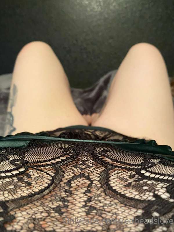 I think green looks best on me. What do you think? 💚 3