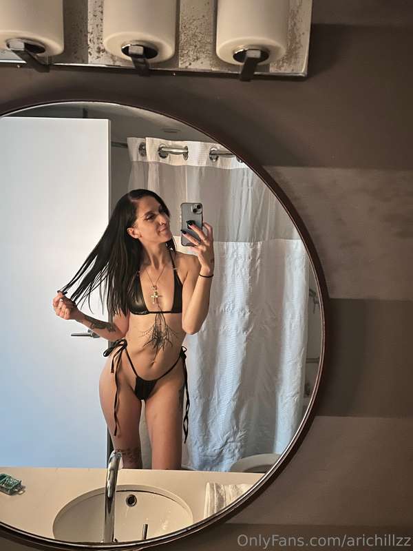 🖤🖤🖤 DM ME FOR CUSTOM CONTENT