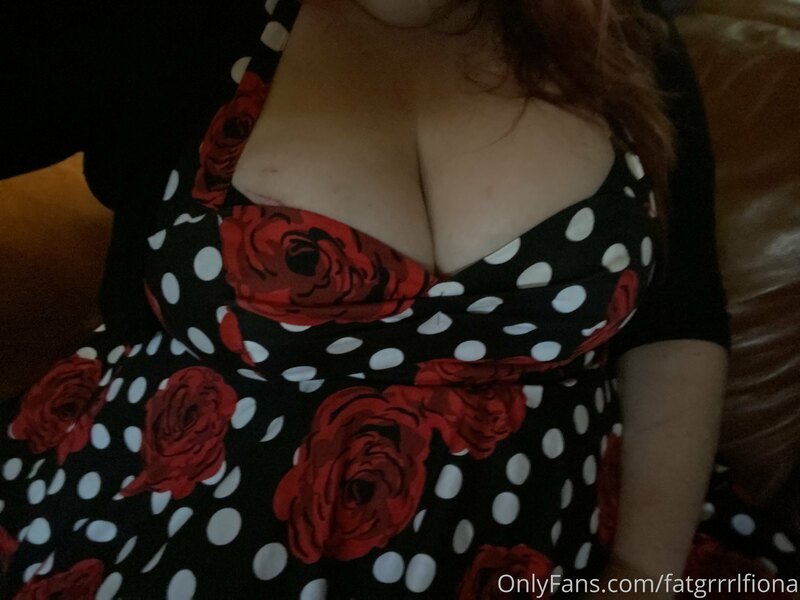 How cute is my dress though? ??? 1
