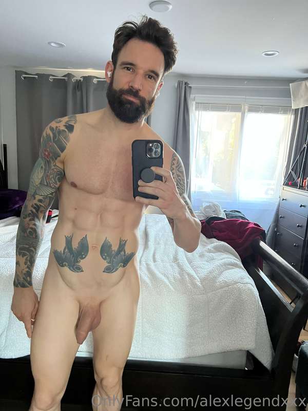 free 4 all pics of me part 3! ;-) 8