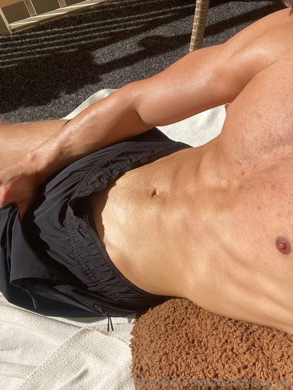 Do you want some vitamin-D?☀️🥵 5