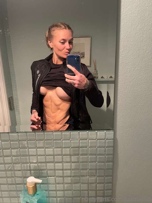Selfie mode📸