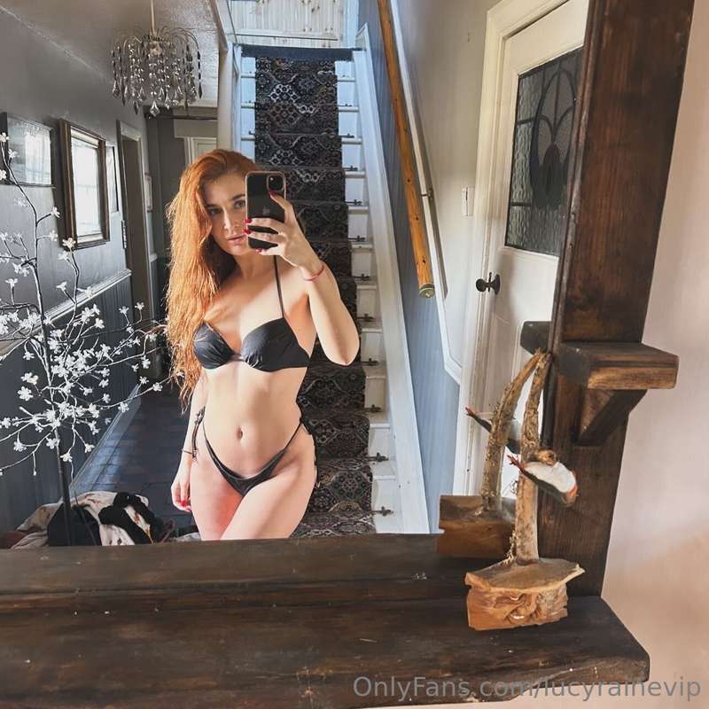 Lucyrainevip - Onlyfans - 01 Apr, 2025 1