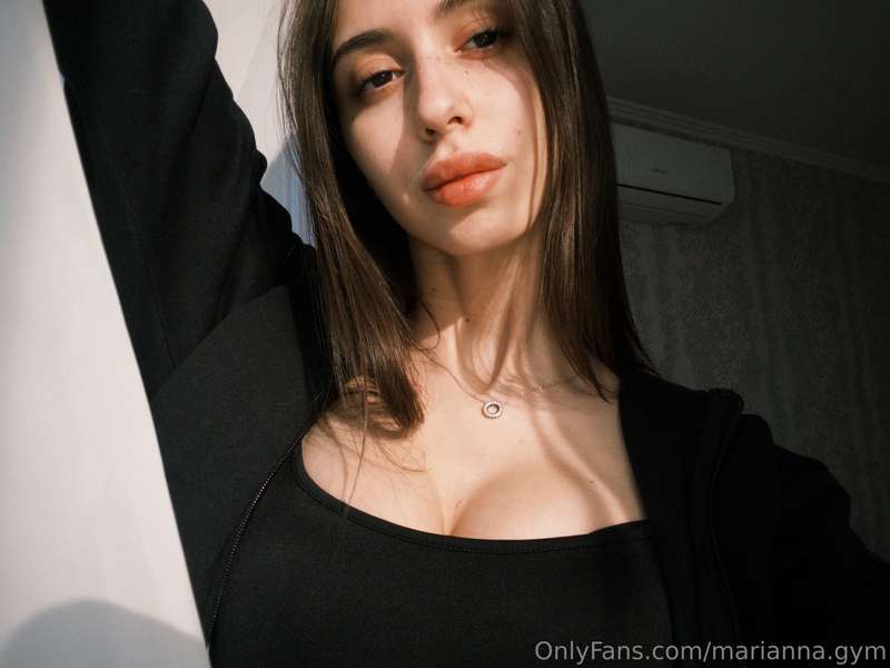 ## 🔥 🔥 🔥 HOT GIRL @iisabella_love🔥 🔥 🔥This innocent cutie @i..