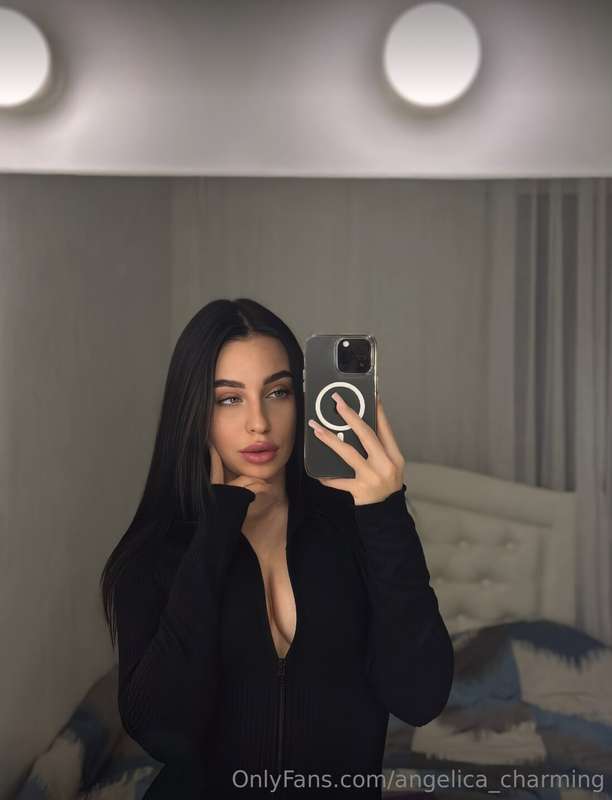 🔥𝗙𝗥𝗘𝗘 𝗢𝗡𝗟𝗬 𝗡𝗢𝗪🔥@jjanafoxxxyyyMy holes have been waiting for ..