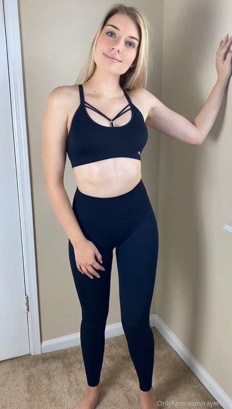 Anyone into leggings 🥰