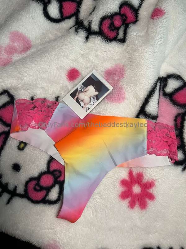 ‼️Special offer ‼️ 1 pair of panties+ 1 Polaroid shipped to ..