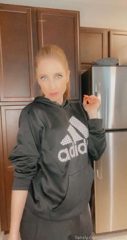 Jennysroom1 - Fansly - 01 Mar, 2025