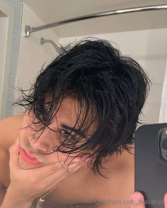 bored 👀👀 cum play with me @masaruu2 