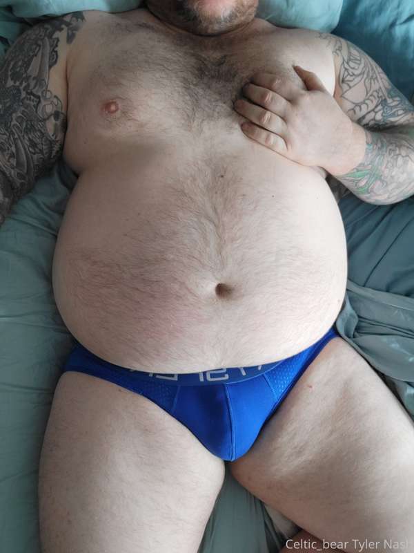 Bored and playing with my new selfie stick. Beard is coming .. 5