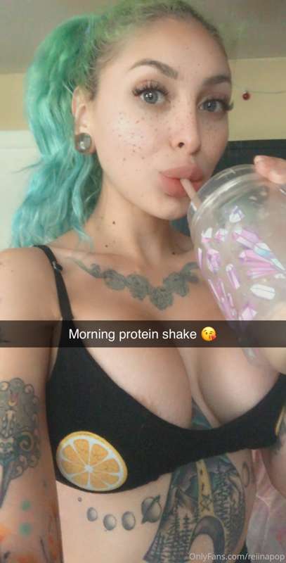 I feel dirty as fuck~ Would anyone be interested in seeing a.. 14