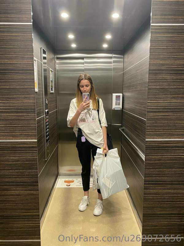 Lisa_Pussy_Princess - Onlyfans - 17 Sep, 2022