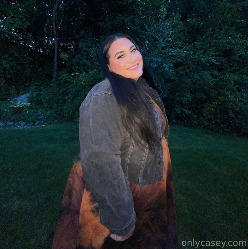 NOT a pic of my huge round belly????? Is this allowed????? S..
