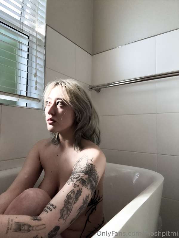 let’s forget everything except each other, in the bath x 2