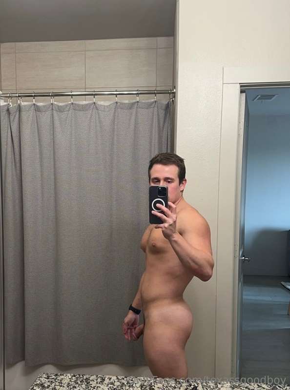 Feeling kinda thick everywhere this morning 🍆🍑🤭