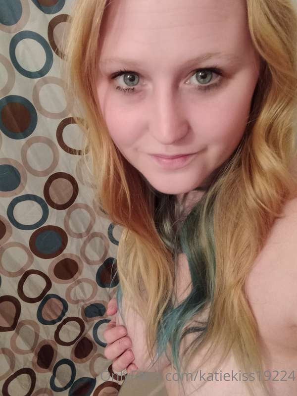 Happy Friday! Hope your day is as nice as my tits 😘