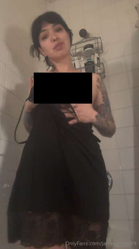 Hey babe. You've been asking for it, so I finally did it. Do.. 4
