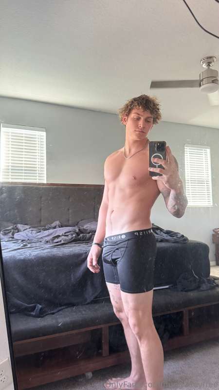 Hungodeyfree - Onlyfans - 12 Dec, 2024