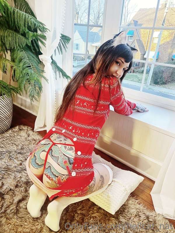 🎁 Sunday Bumday 🎁 I think we can all appreciate these holida.. 1