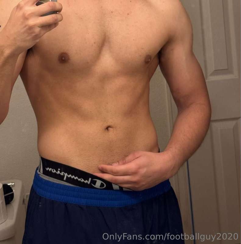 Who likes BIG beefy muscular soldiers??? 13